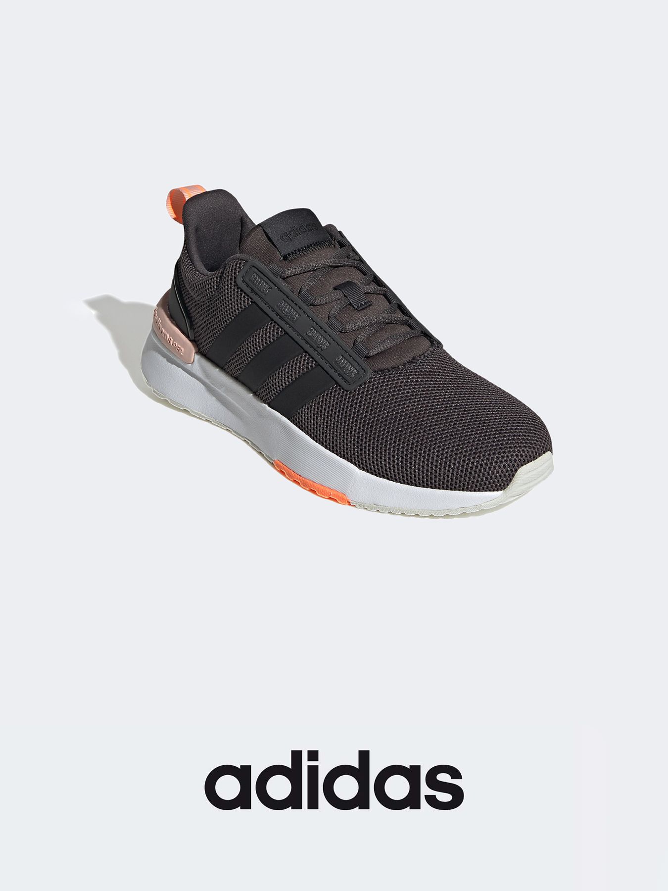 Sneaker van adidas