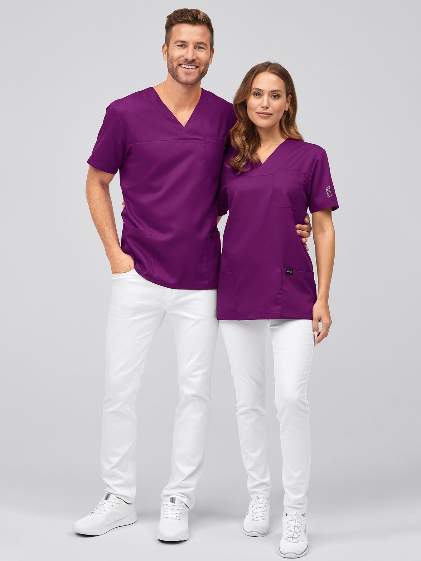 Unisex tuniek voor tandartsen – DENTAL borduurwerk